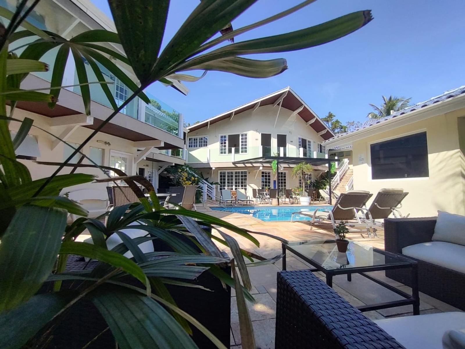 Pauba Beach Hotel Exterior photo