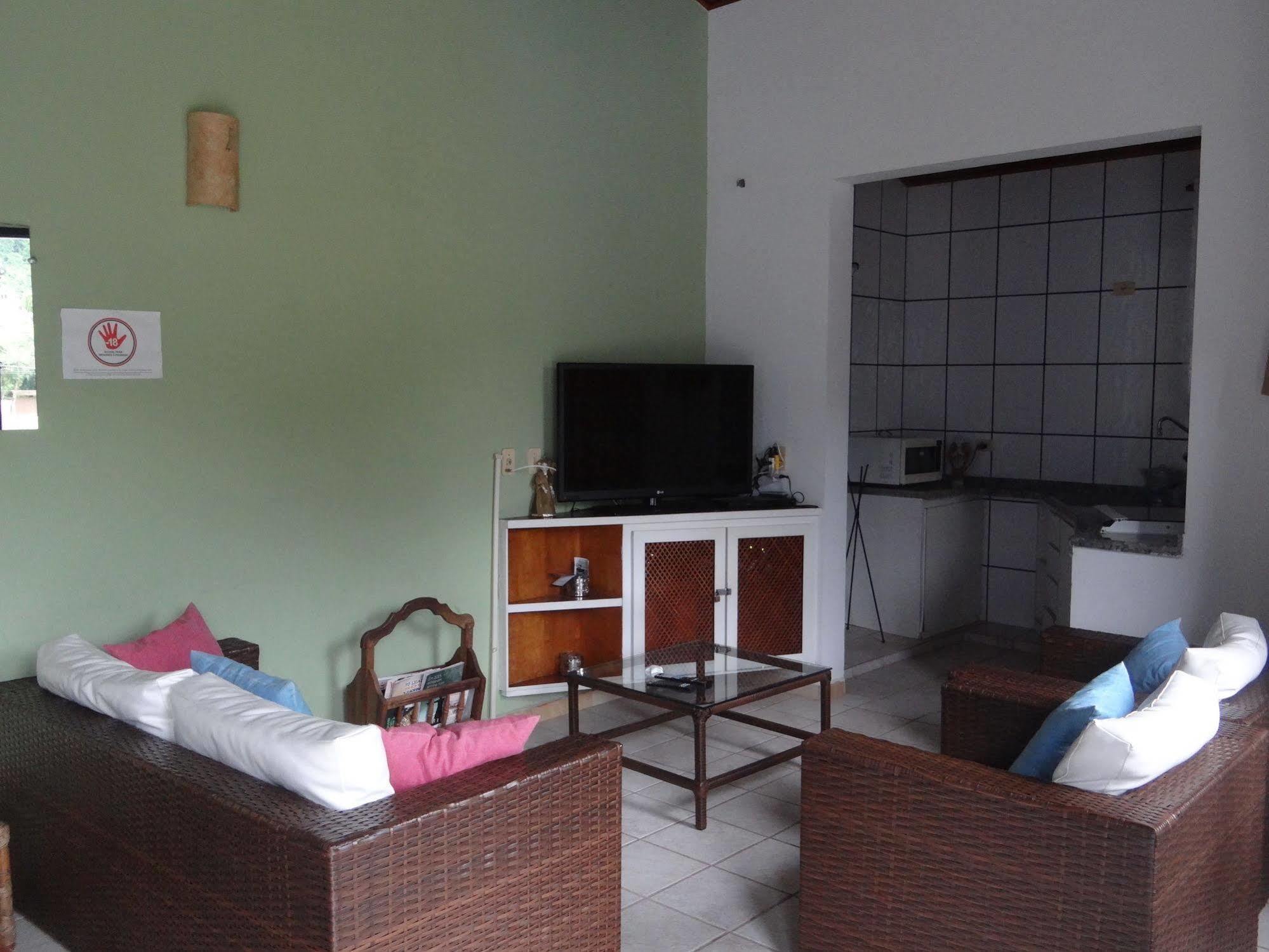 Pauba Beach Hotel Exterior photo